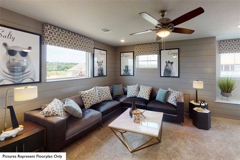 105 Hackberry Branch DR, Hutto, TX 78634