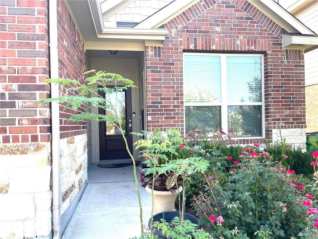 467 Shale CIR, Buda, TX 78610