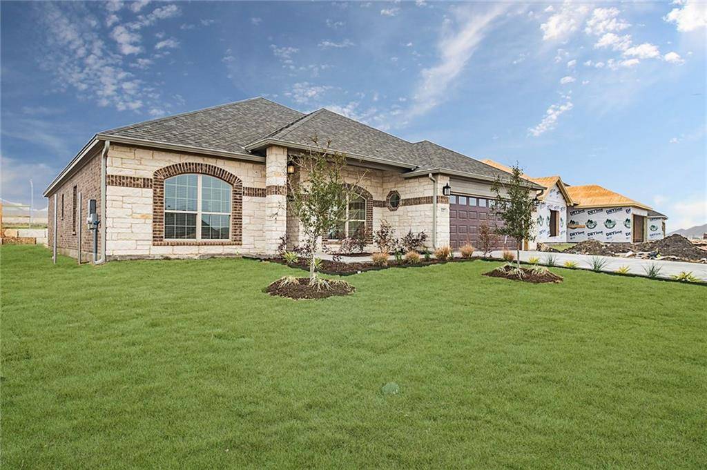 117 Terry Meadow LN, Jarrell, TX 76537