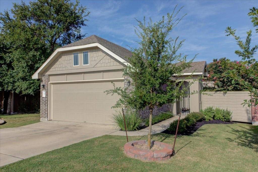 547 Stonewood LN, Buda, TX 78610