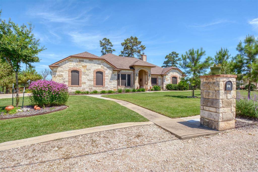 117 E Tanglebriar CT, Bastrop, TX 78602