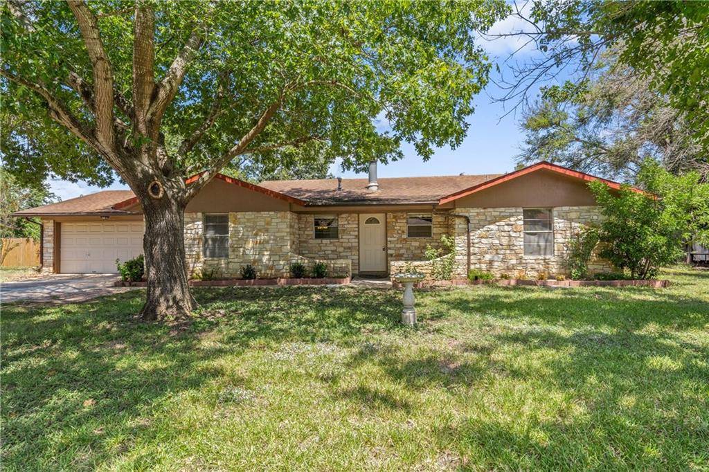 406 Juniper ST, Bastrop, TX 78602