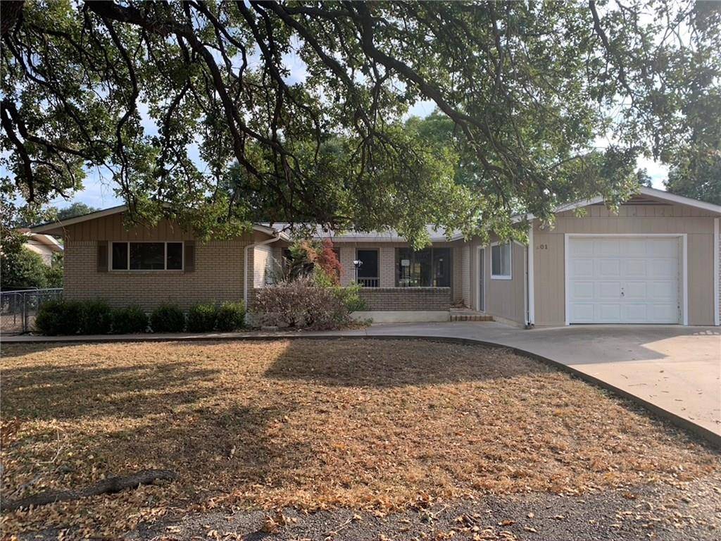 201 Dove RD, Marble Falls, TX 78654