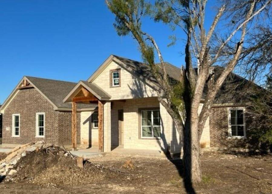 950 County Road 3152, Kempner, TX 76539