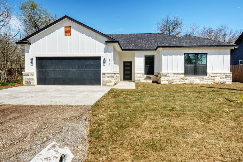 108 W Keomuku LN, Bastrop, TX 78602