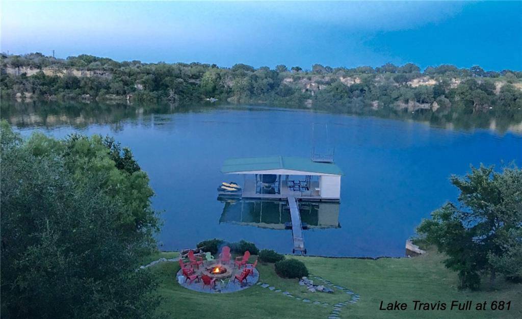 1207 Lakeshore DR, Spicewood, TX 78669