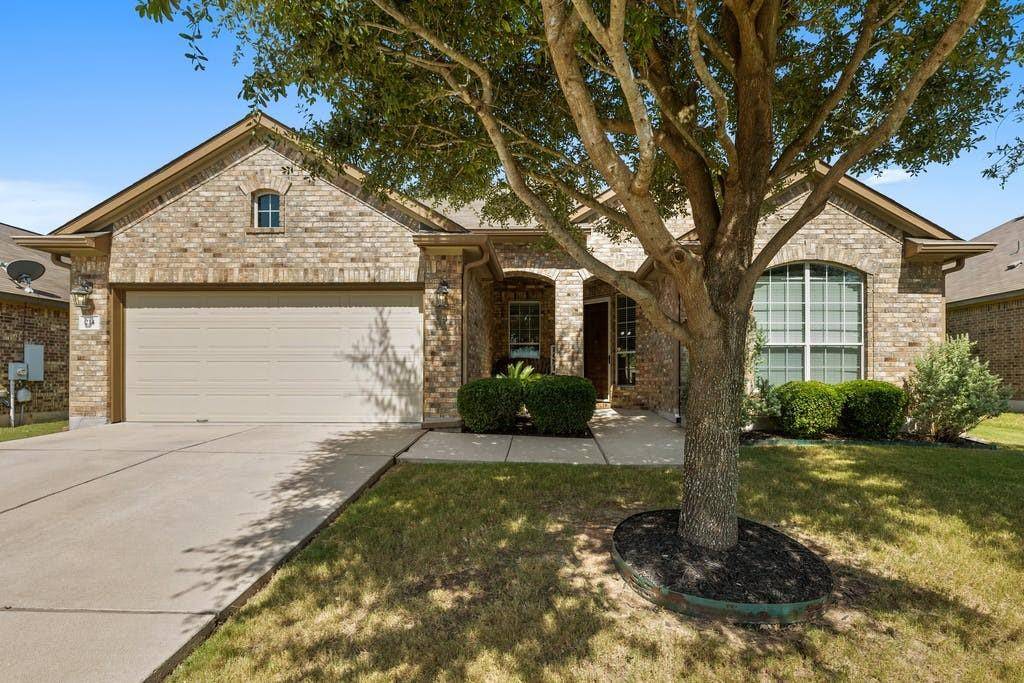 214 Hendelson LN, Hutto, TX 78634