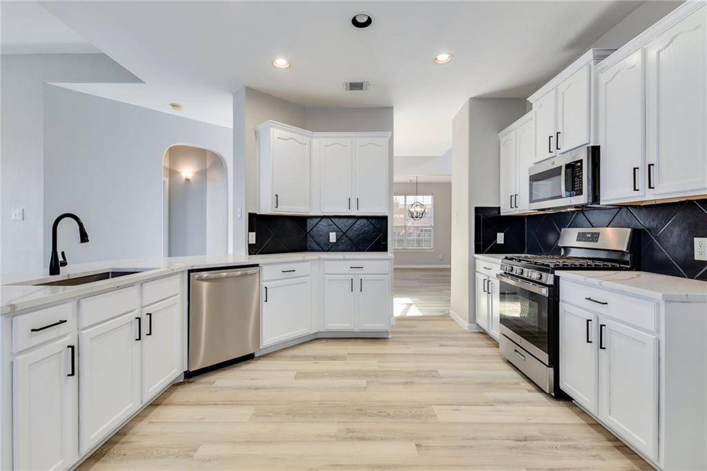 1715 MAIZE BEND DR, Austin, TX 78727