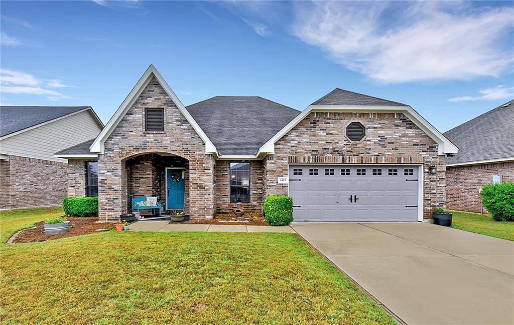 1405 Woodlands DR, Kyle, TX 78640