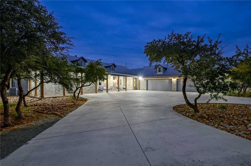219 Appaloosa, Jarrell, TX 76537