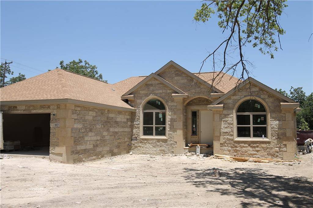 312 N 3rd ST, Jarrell, TX 76537