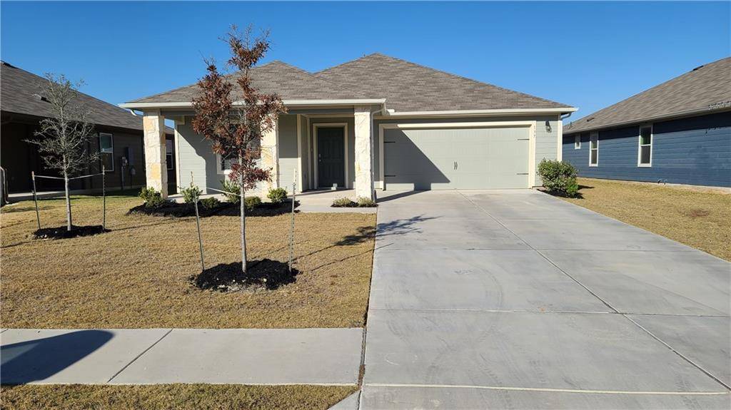 137 San Bernard TRL, Hutto, TX 78634