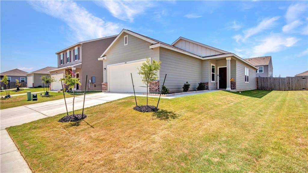 200 Peony LN #37-B, Jarrell, TX 76537