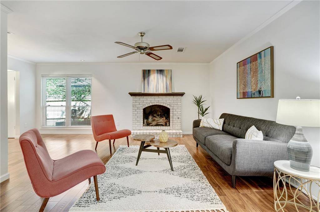 4404 Balcones Woods DR, Austin, TX 78759