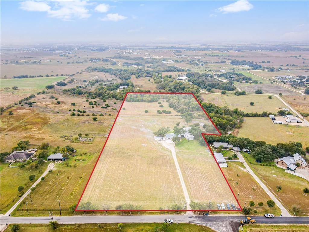 1736 County Road 130, Hutto, TX 78634