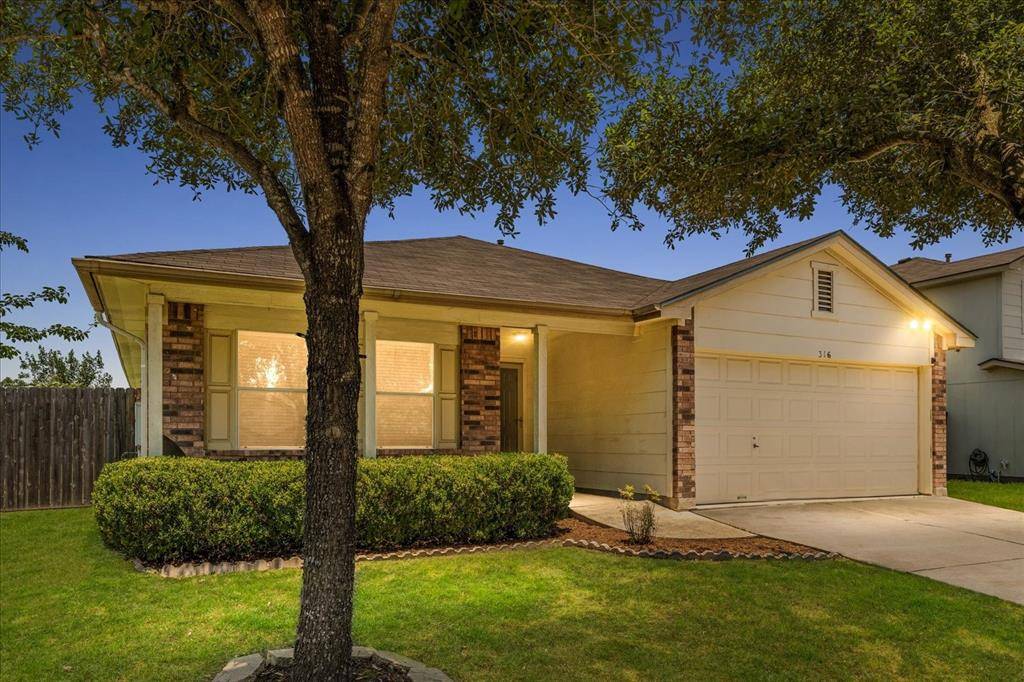 316 Leonardo ST, Kyle, TX 78640