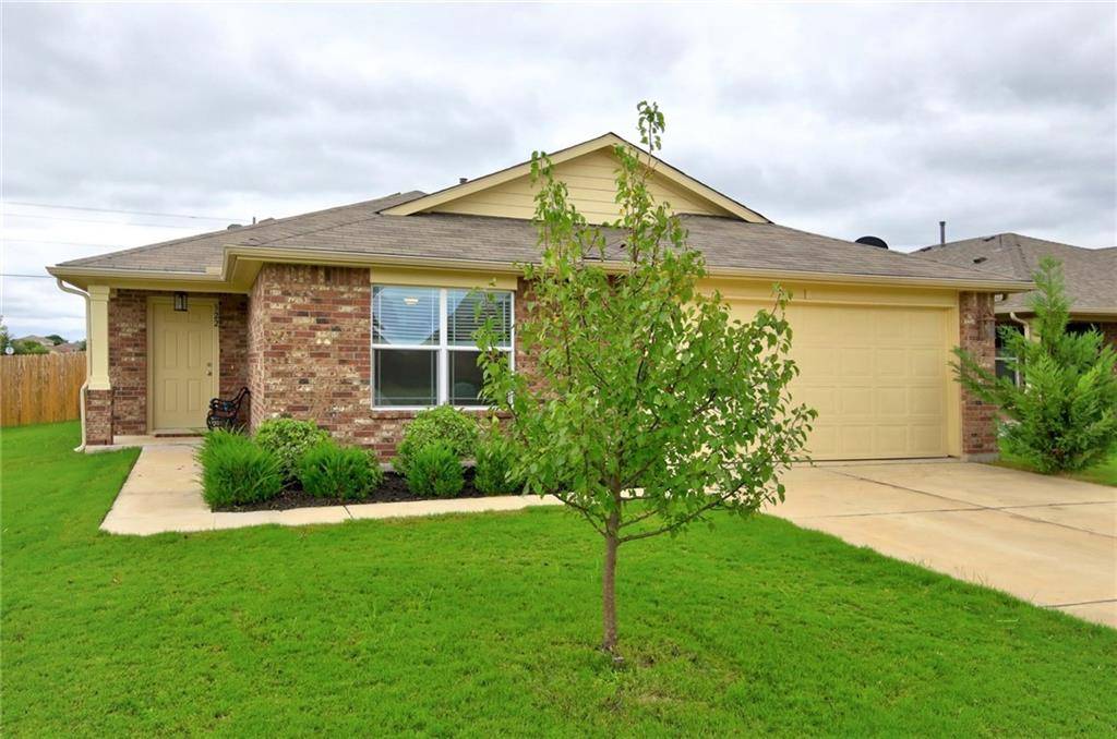322 Foxglove DR, Hutto, TX 78634