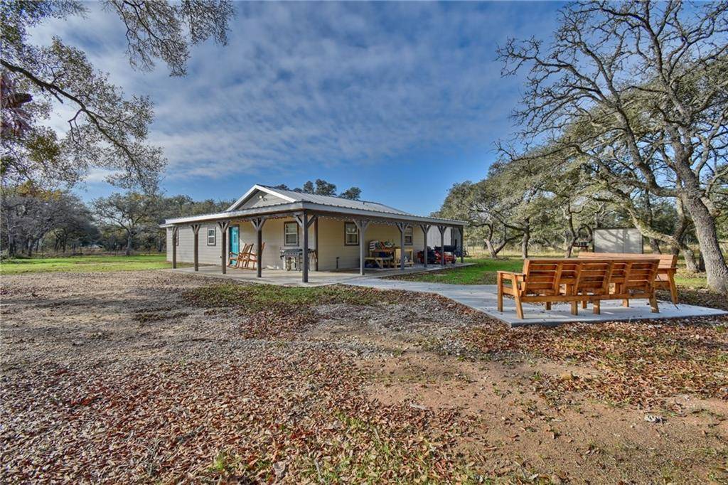 1230 County Rd 255 S, Sheridan, TX 77475