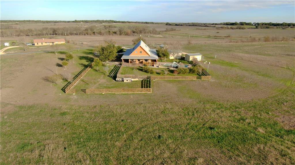 175 County Road 3001, Jarrell, TX 76537