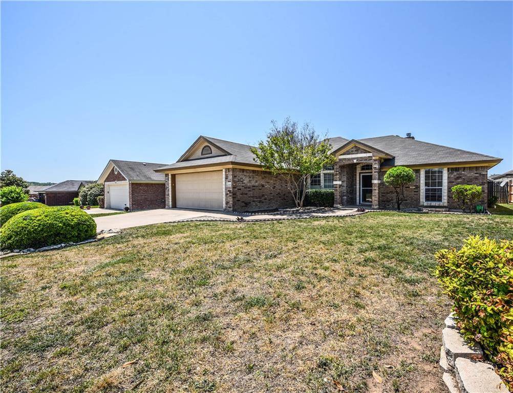 2303 Merle DR, Copperas Cove, TX 76522