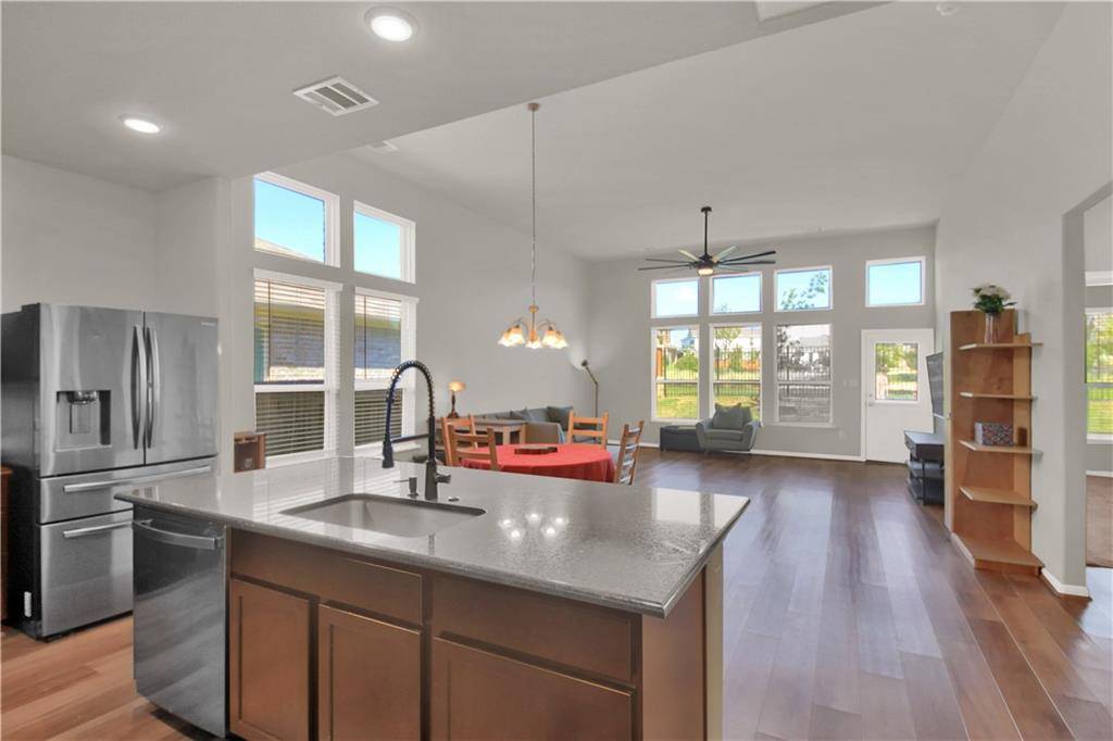 312 Rough Bark ST, Buda, TX 78610