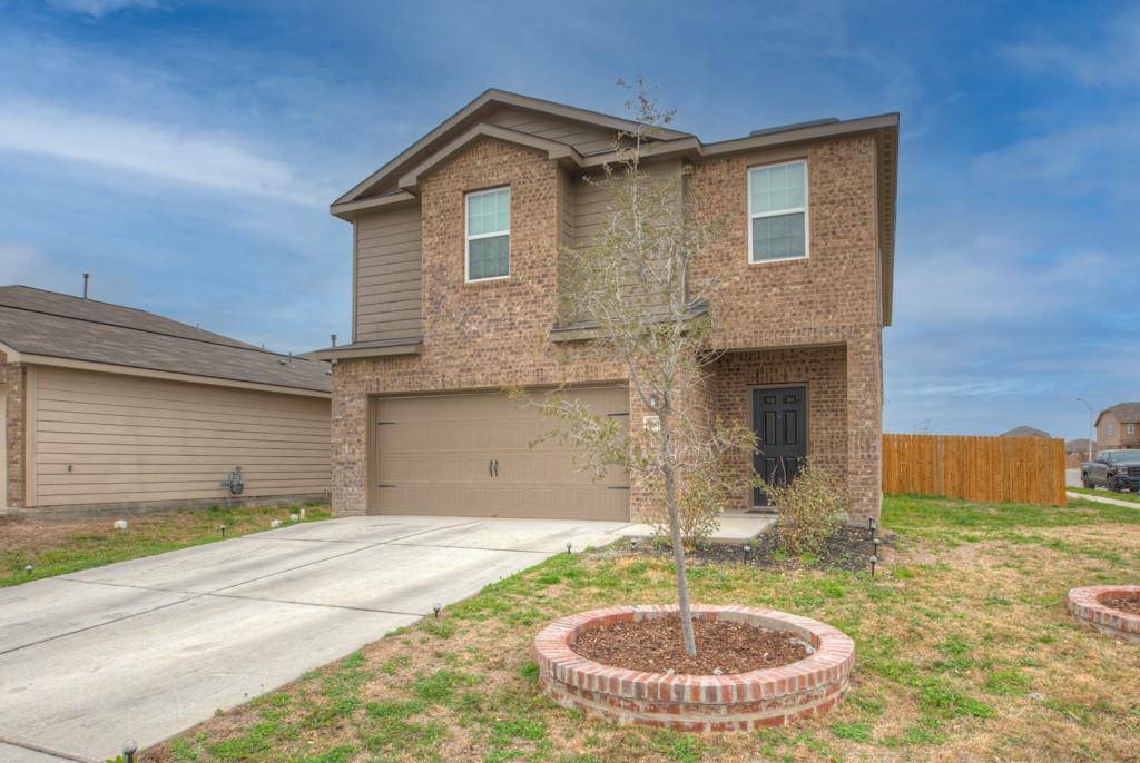 1600 Amy DR, Kyle, TX 78640