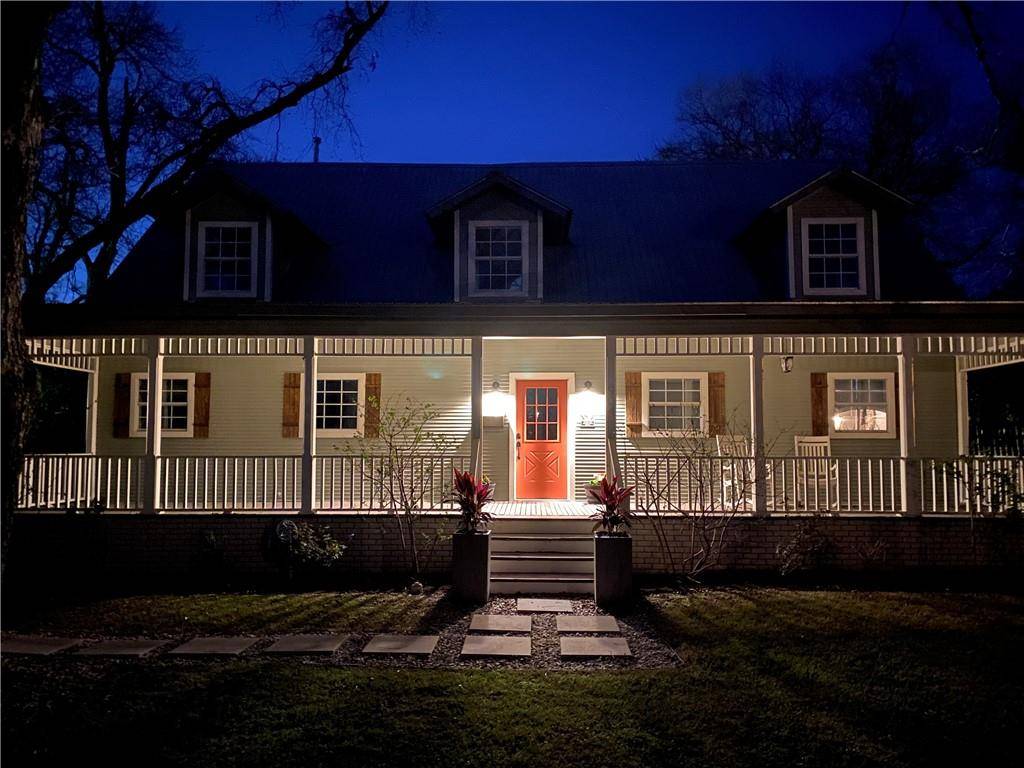 904 Farm ST, Bastrop, TX 78602