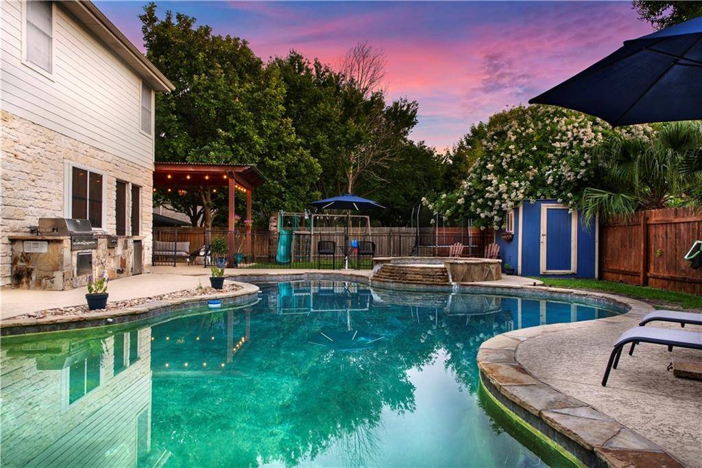 1002 Capilano CV, Round Rock, TX 78664
