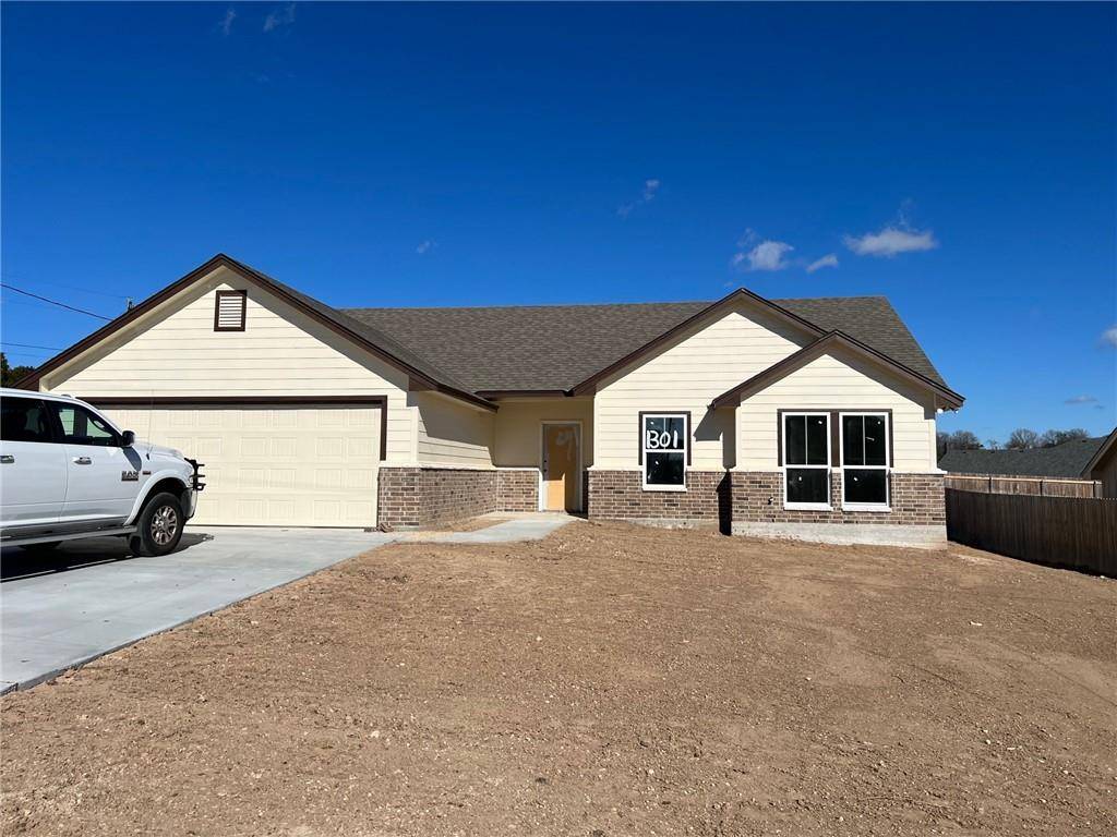 1301 Sandstone CV, Lampasas, TX 76550