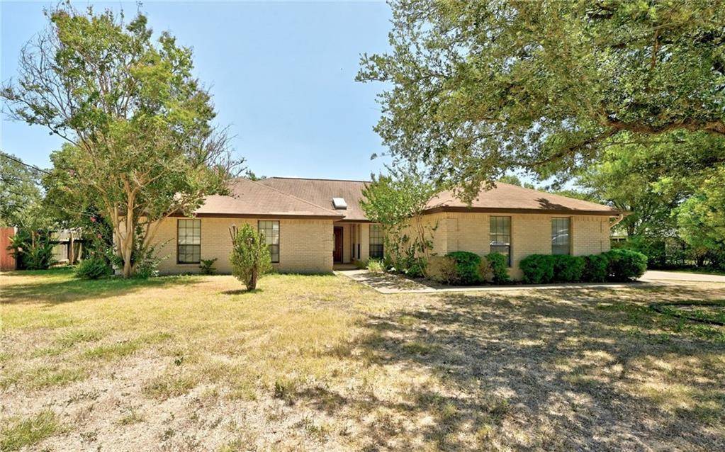604 Leisurewoods DR, Buda, TX 78610