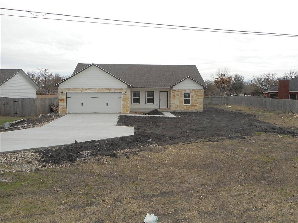317 Carlos G Parker BLVD NW, Taylor, TX 76574