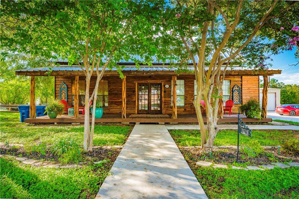 212 Avenue N, Marble Falls, TX 78654