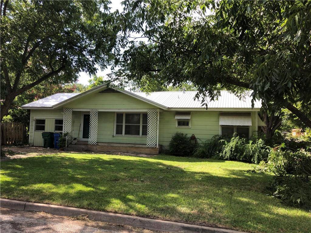 1002 Kent ST, Taylor, TX 76574
