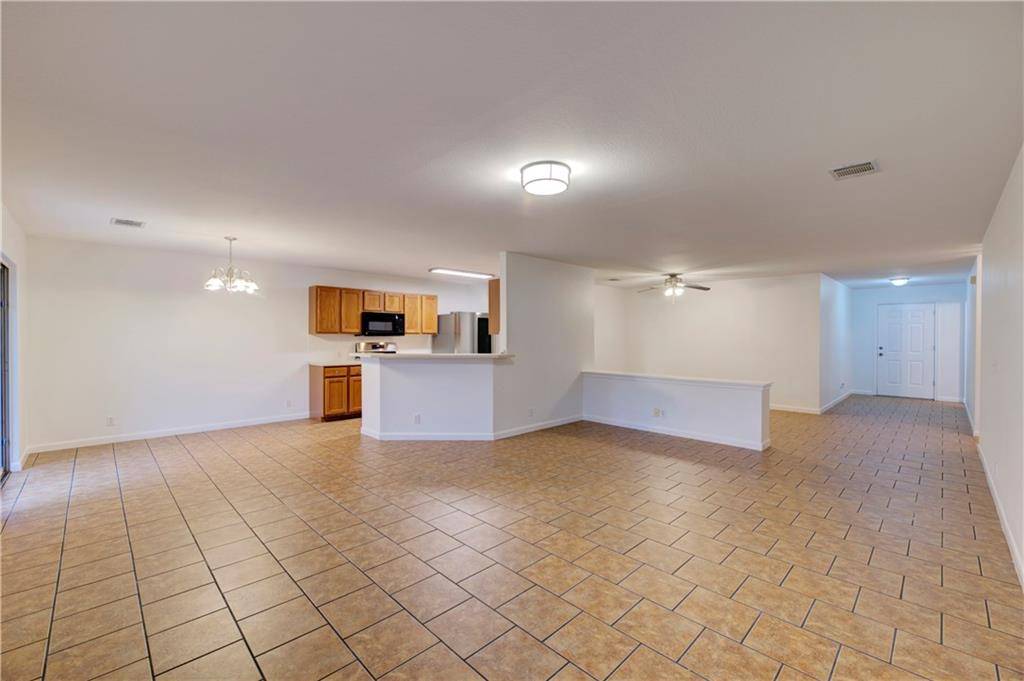 324 Tobin DR, Buda, TX 78610