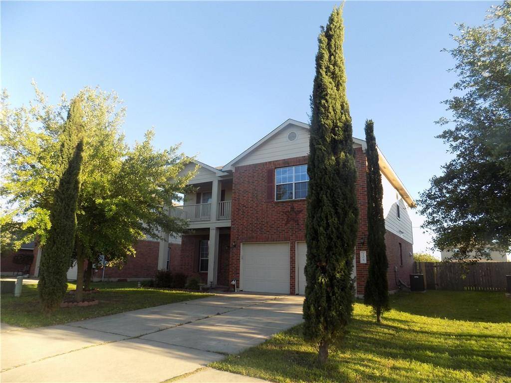 208 Mossy Rock DR, Hutto, TX 78634