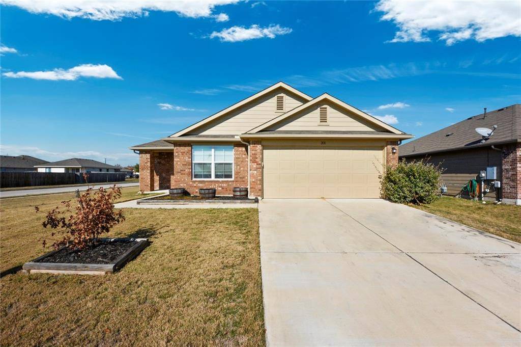 201 Camellia DR, Hutto, TX 78634