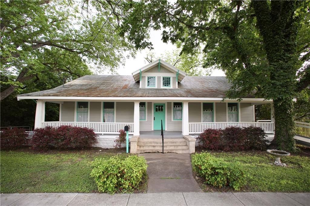 805 Spring ST, Bastrop, TX 78602