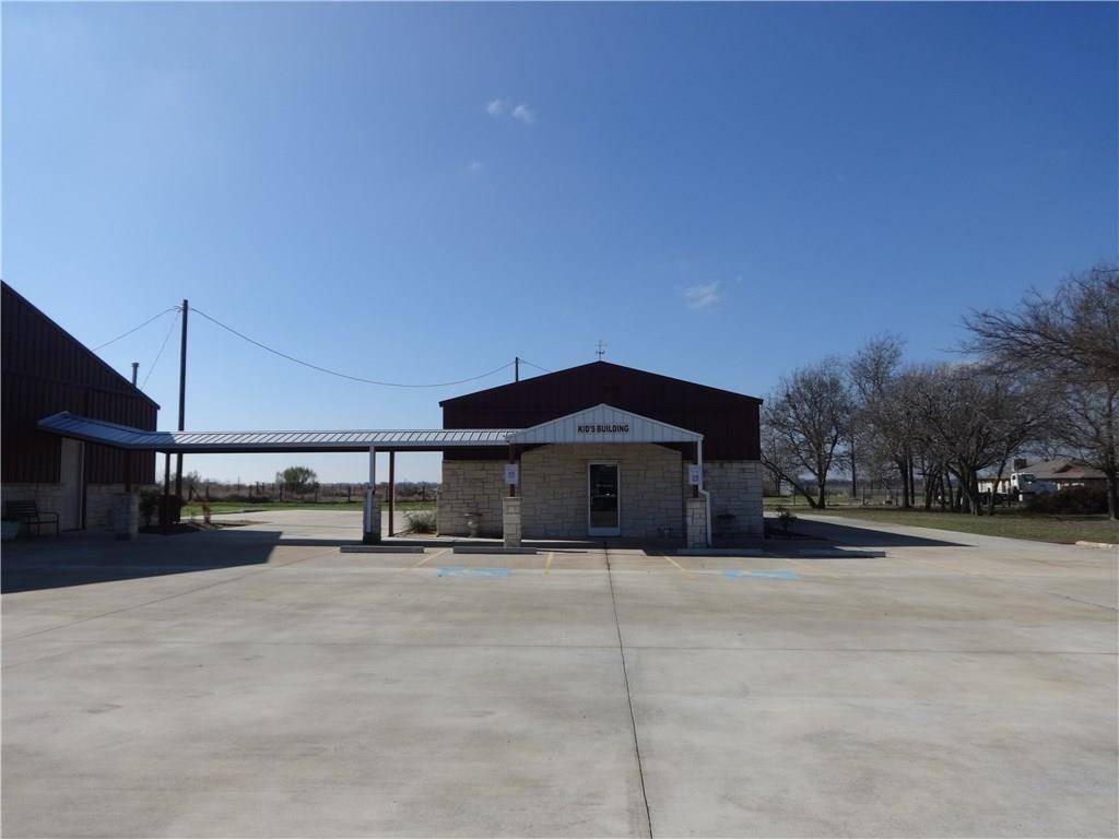 3705 Old Georgetown RD, Taylor, TX 76574