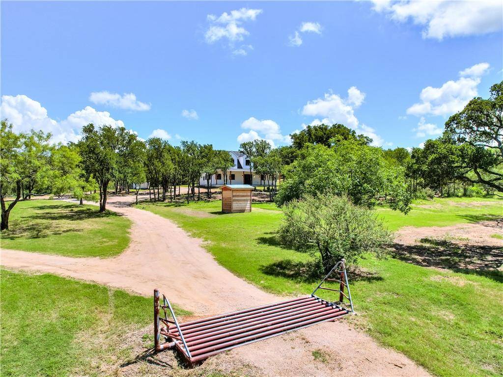 100 Timber Ridge RD, Marble Falls, TX 78654
