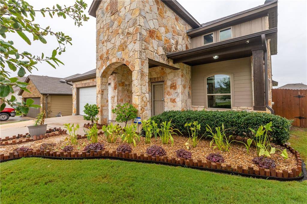 212 Wildfire CV, Buda, TX 78610