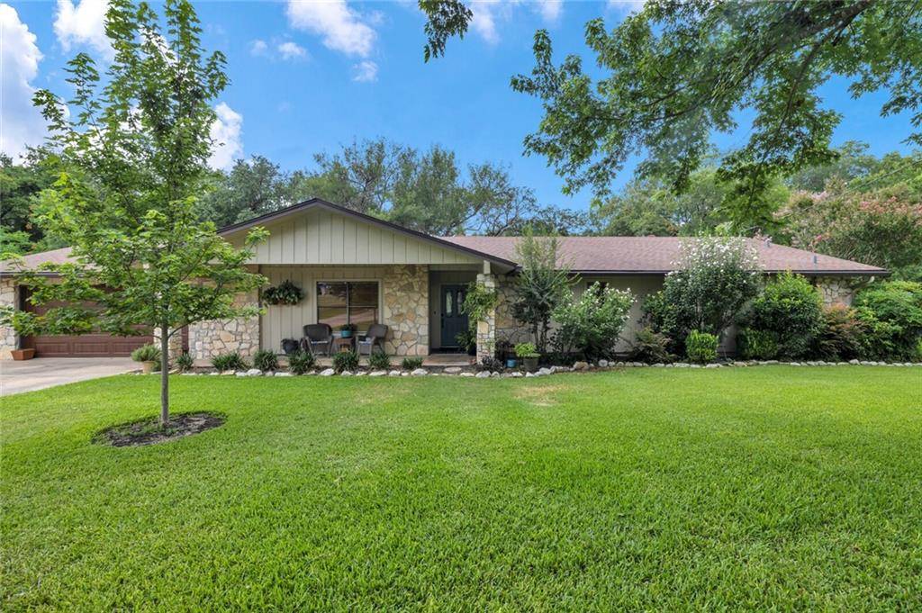 1806 Lacy DR, Marble Falls, TX 78654