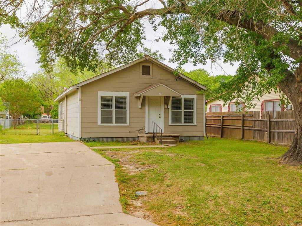 427 Scarbrough ST, Rockdale, TX 76567