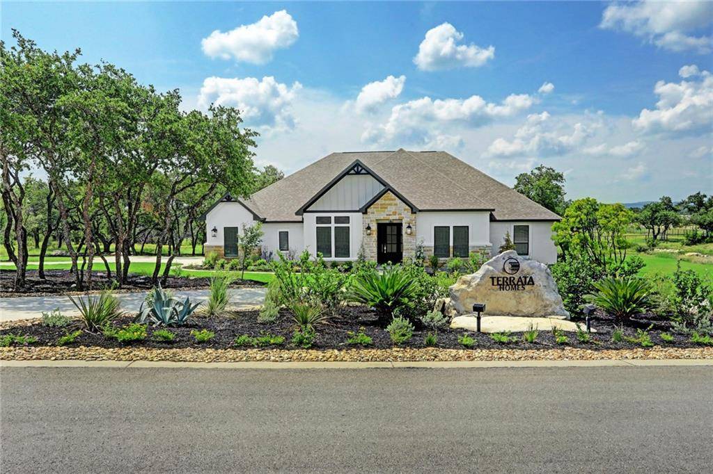 221 Love Creek CT, Spicewood, TX 78669