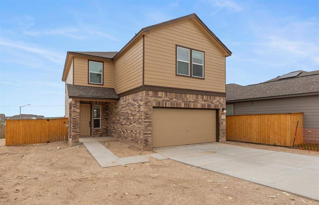 449 Lt Rusty DR, Jarrell, TX 76537