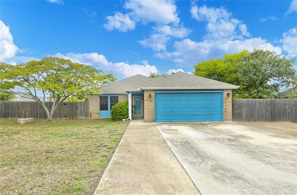 101 Briarwood CT, Kyle, TX 78640