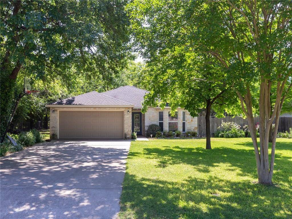403 N 1st ST, Thorndale, TX 76577