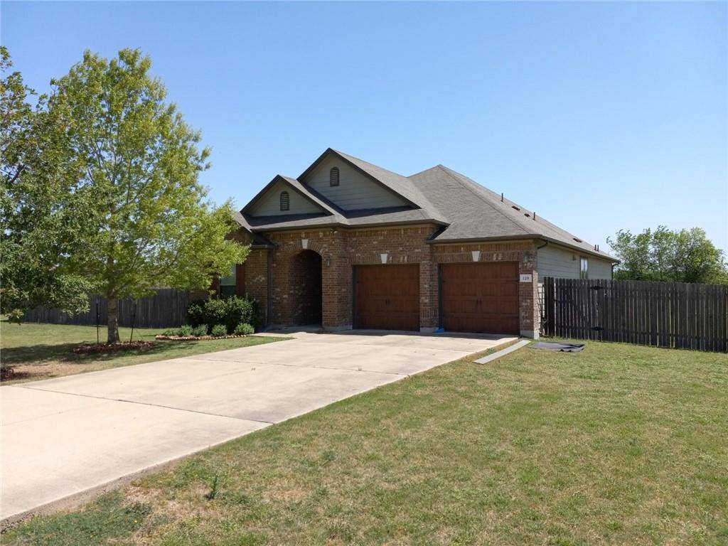 129 Brittany LN, Bastrop, TX 78602