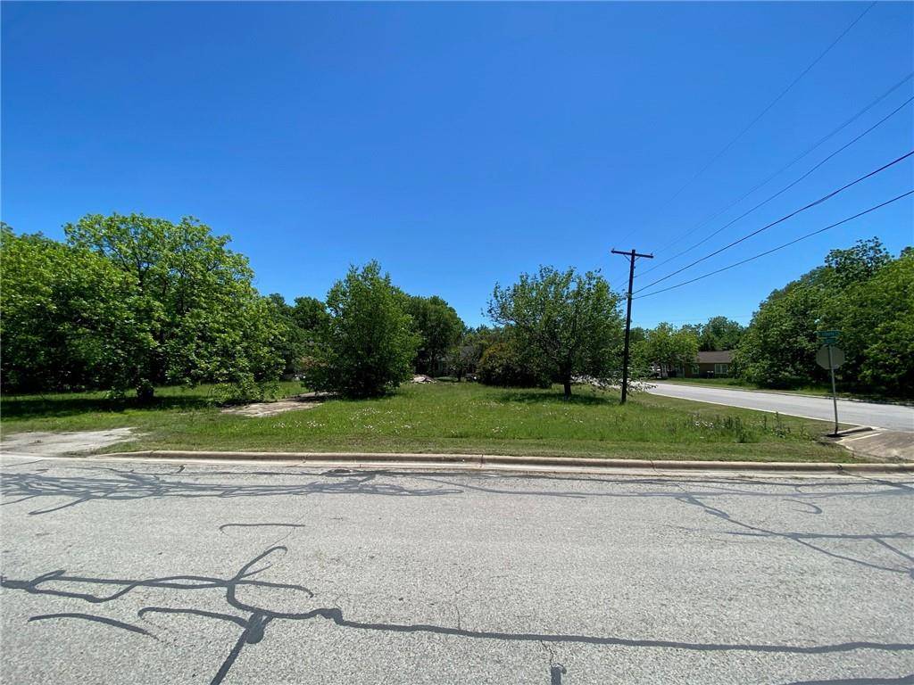 401 E Liberty Ave, Round Rock, TX 78664