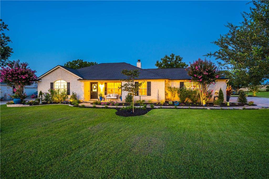 312 Apache PASS, Hutto, TX 78634