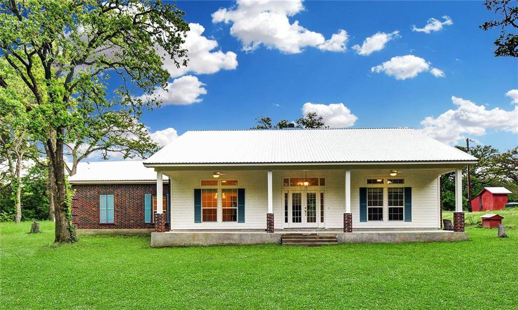 171 Cody LN, Bastrop, TX 78602
